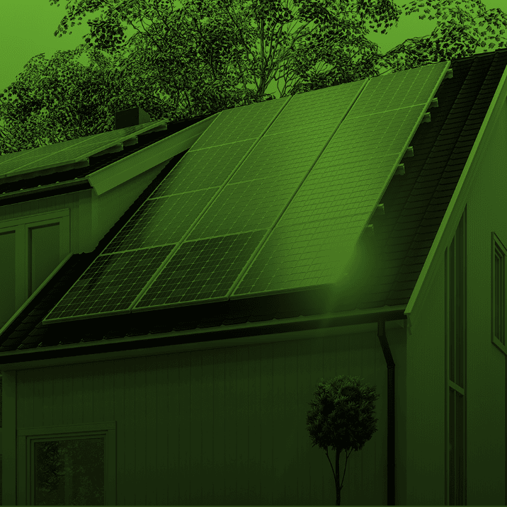 Immagine di una casa con nuovi pannelli fotovoltaici